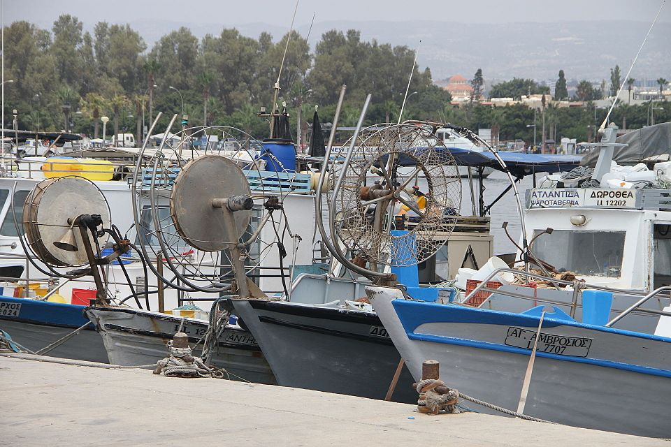 Paphos et son port à Chypre